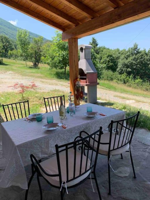 La Casa Sulla Collina Villa Varsi Buitenkant foto