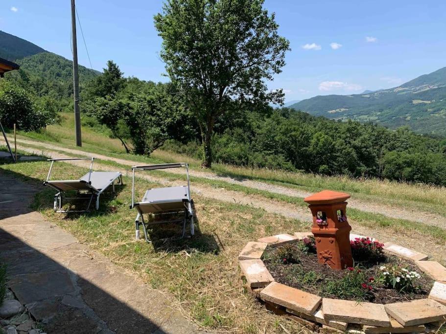 La Casa Sulla Collina Villa Varsi Buitenkant foto